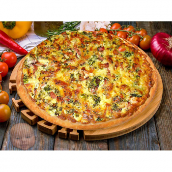 246. Pizza Asmen mit Sauce Hollandaise, Spinat, Brokkoli, Garnelen, frischer Knobi, Käse
